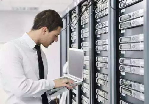 机器人已获公民身份 计算机网络工程岗位的挑战与机遇